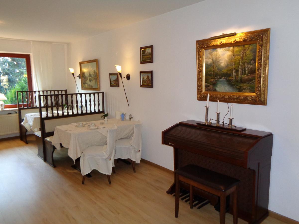Hotel Garni Eichhornkobel Faßberg エクステリア 写真