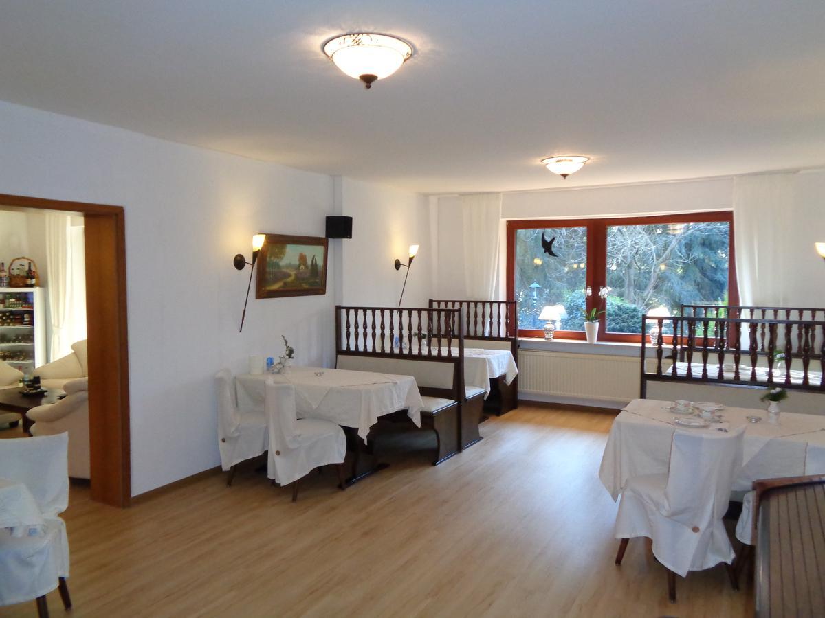 Hotel Garni Eichhornkobel Faßberg エクステリア 写真